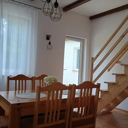 Pod Roza Apartment *