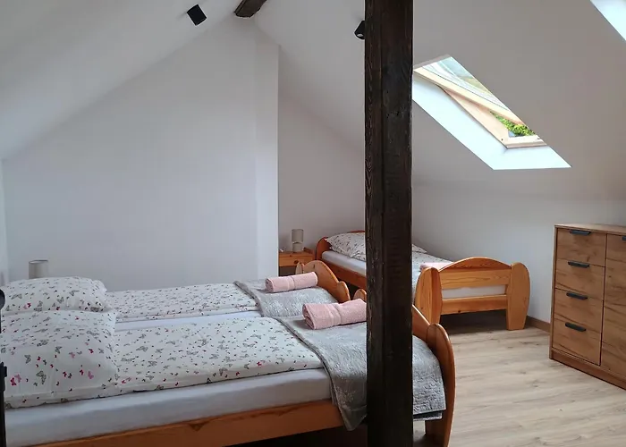 Pod Różą Apartamento Ledzin