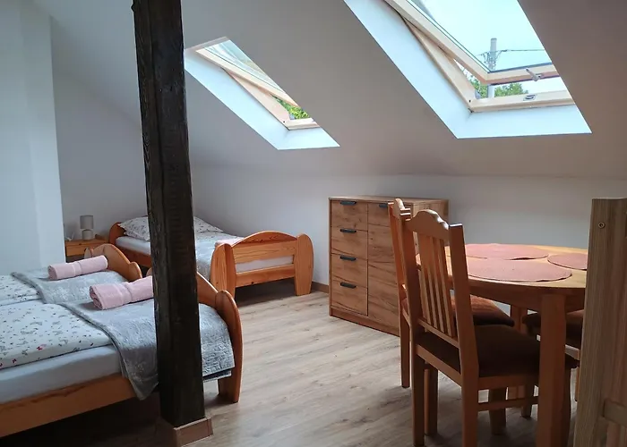 Pod Różą Apartamento Ledzin